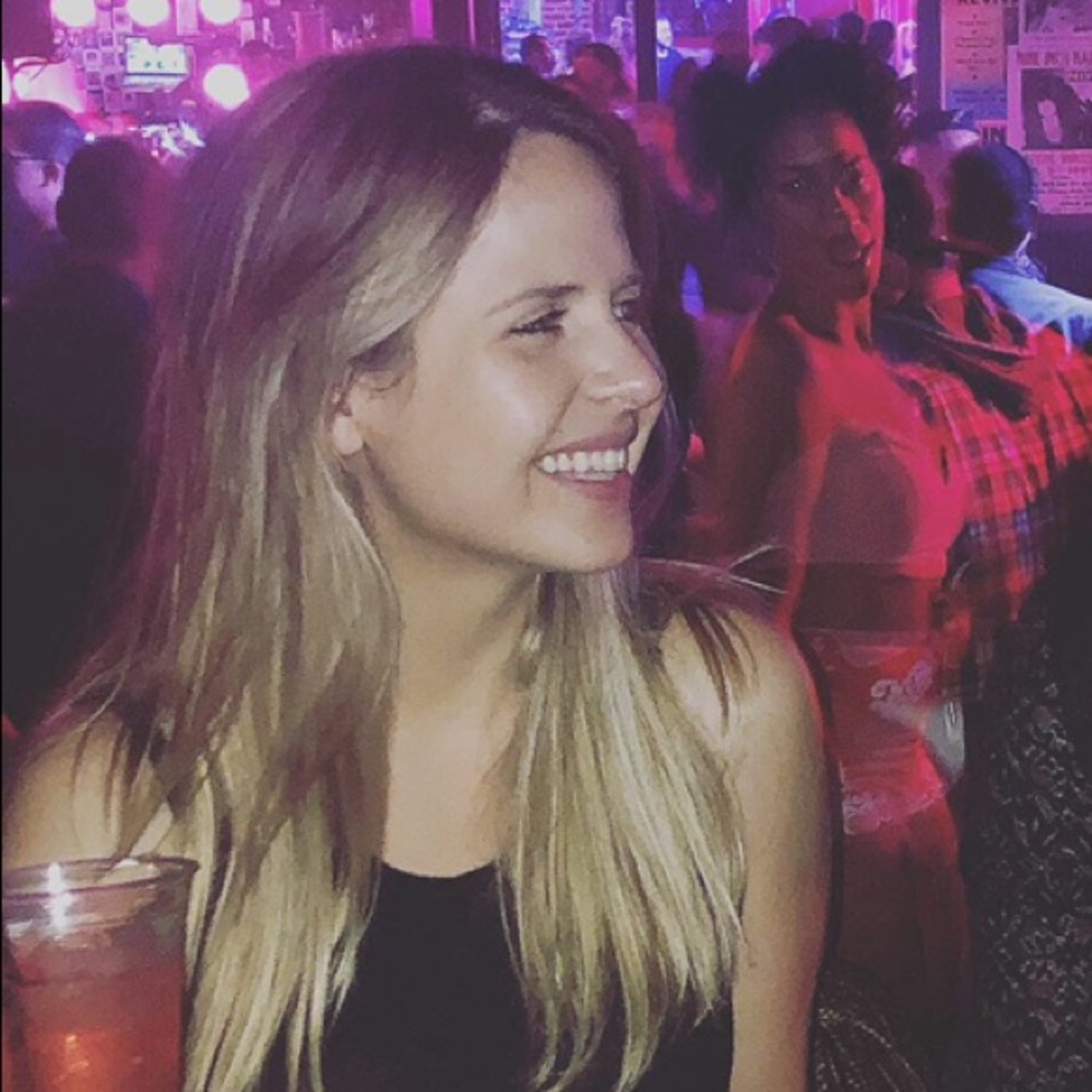 Meet your Posher, Laura